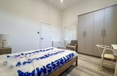 Clayton Street West, Newcastle Upon Tyne, Newcastle - Image 2